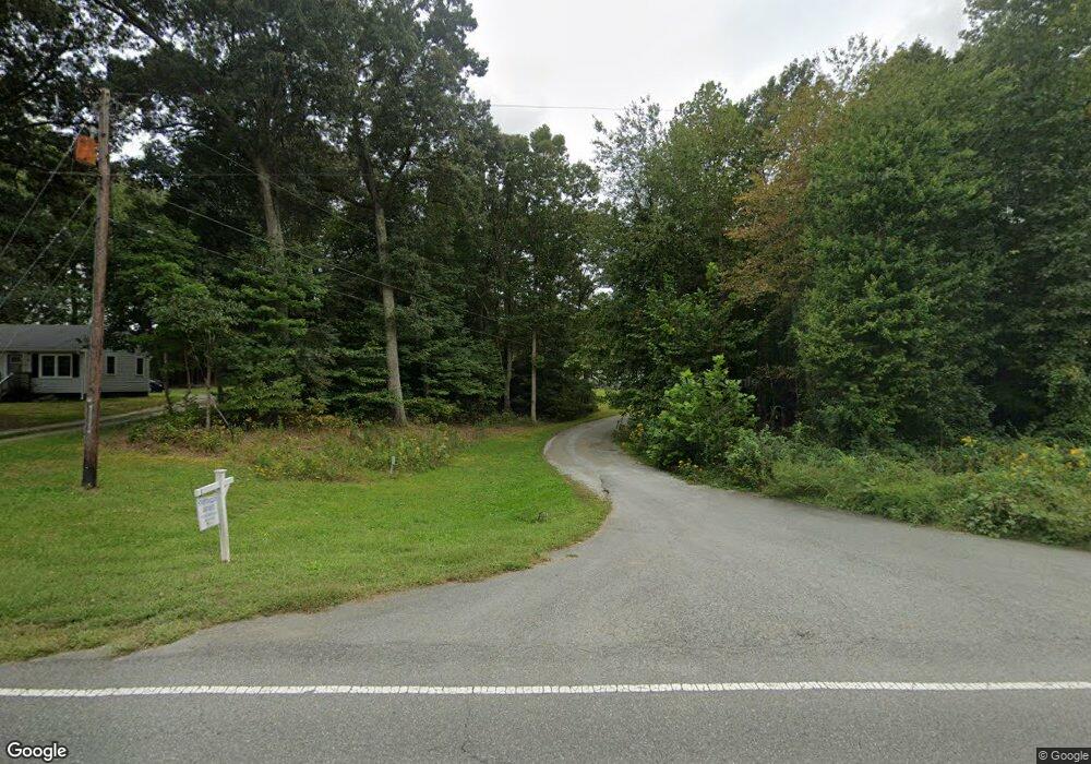 542 Howerton Rd, Dunnsville, VA 22454 - photo 1