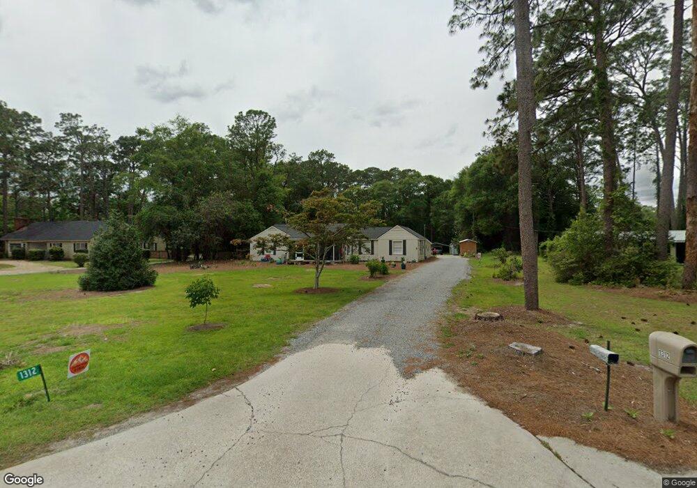 1312 3rd St SE, Moultrie, GA 31768 - photo 1