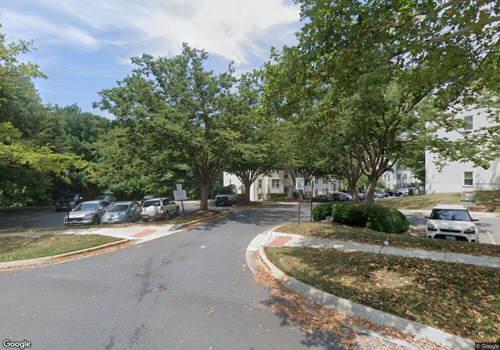 1 Pickering Ct unit 2, Germantown, MD 20874 - photo 1