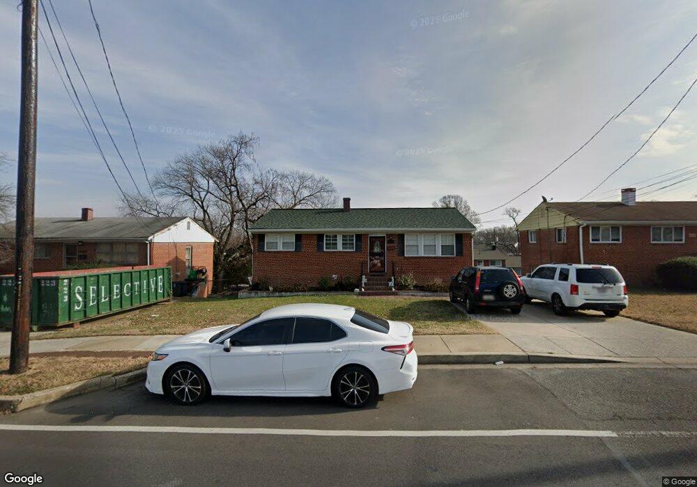 6119 Sargent Rd, Hyattsville, MD 20782 - photo 1