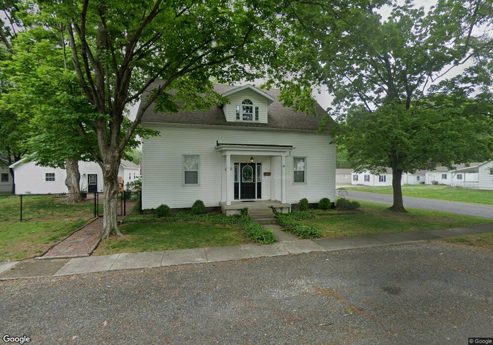 211 N Cherry St, Freeburg, IL 62243 - photo 1