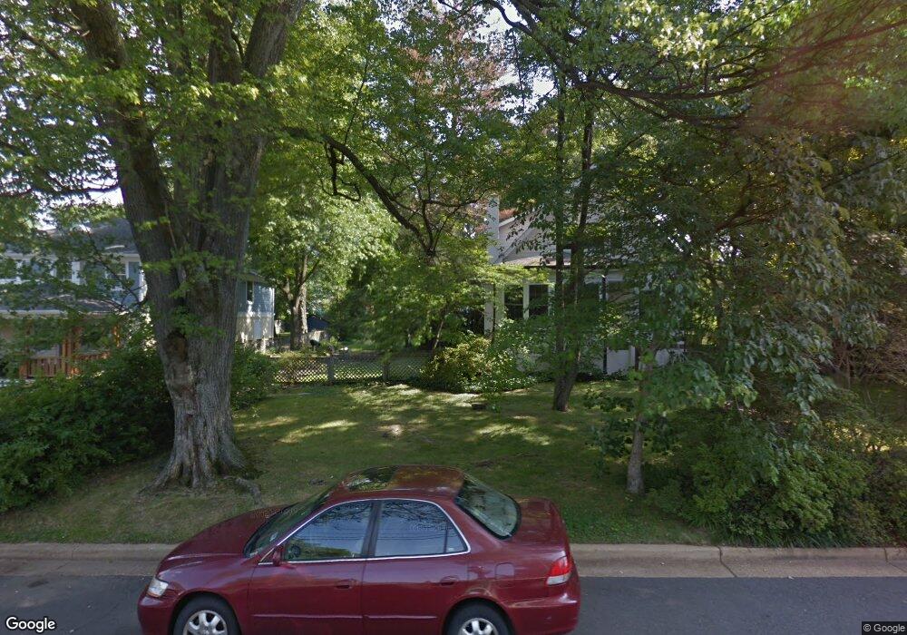 900 Lincoln Ave, Falls Church, VA 22046 - photo 1