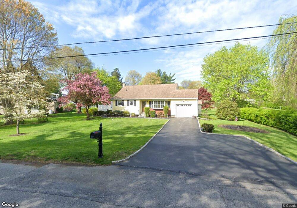 2813 Holly Dr, Yorktown Heights, NY 10598 - photo 1