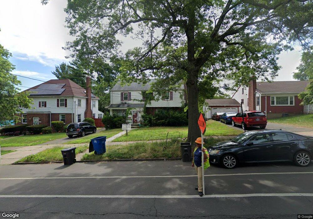 1867 Ella T Grasso Blvd, New Haven, CT 06511 - photo 1