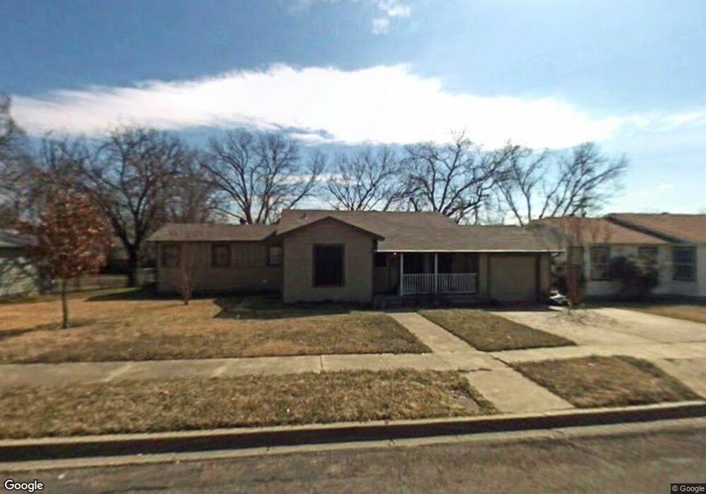 835 Featherston St, Cleburne, TX 76033 - photo 1