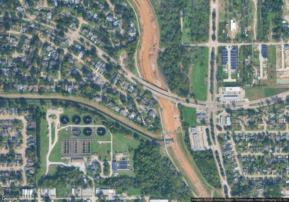 4714 Bayou Vista Dr, Houston, TX 77091 - photo 1