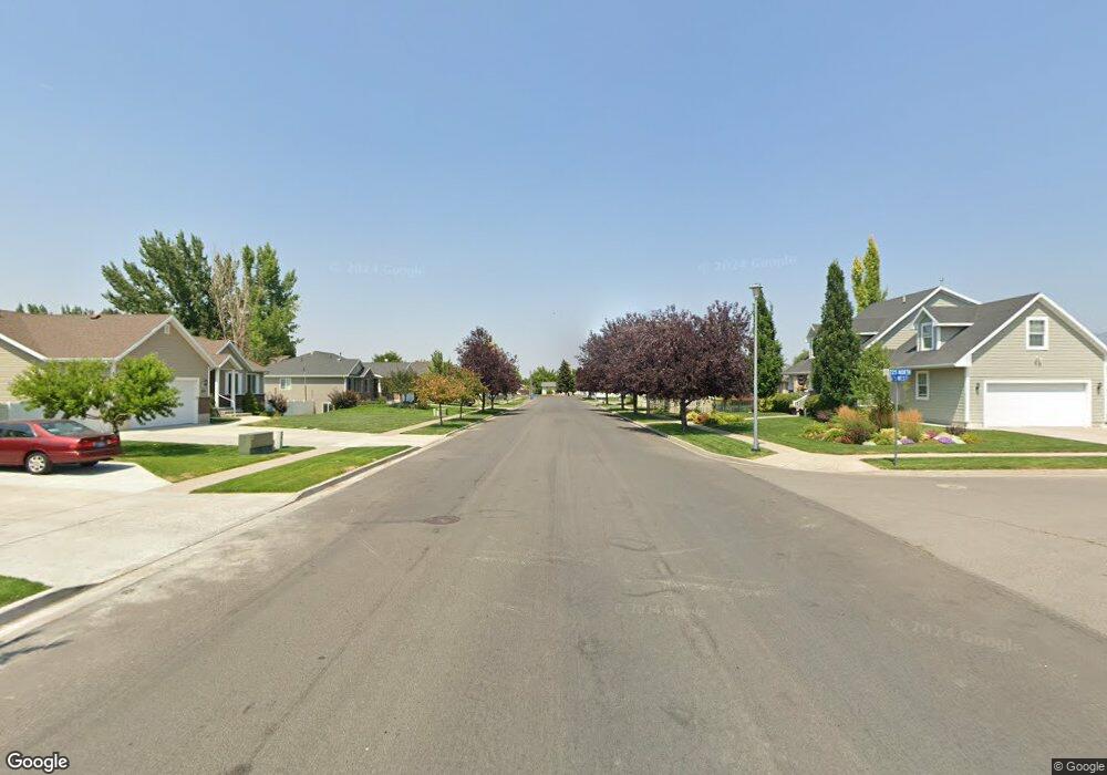 218 675 W unit 4, Hyrum, UT 84319 - photo 1