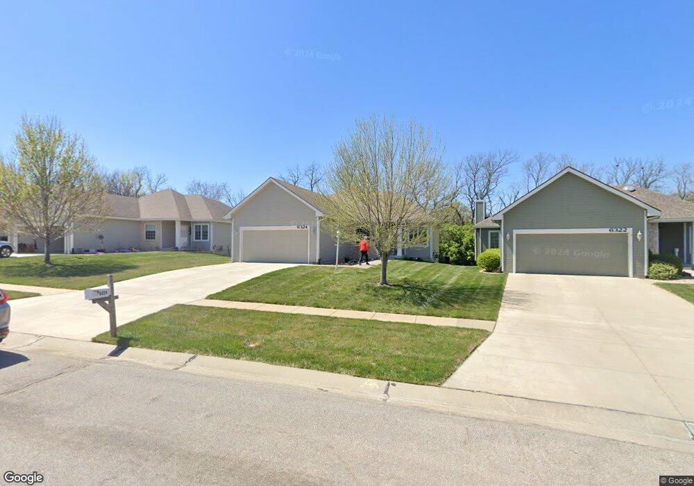 6324 SW Monarch Ct, Topeka, KS 66610 - photo 1