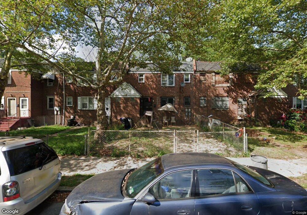 566 Pfeiffer St, Camden, NJ 08105 - photo 1