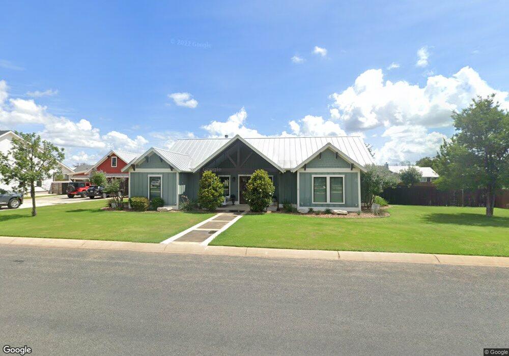 910 Hawthorn Ln unit 20, Fredericksburg, TX 78624 - photo 1