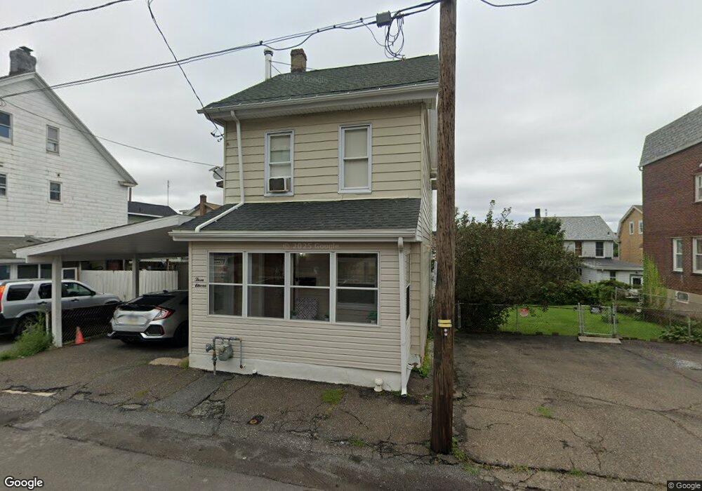 311 E Chestnut St, Hazleton, PA 18201 - photo 1