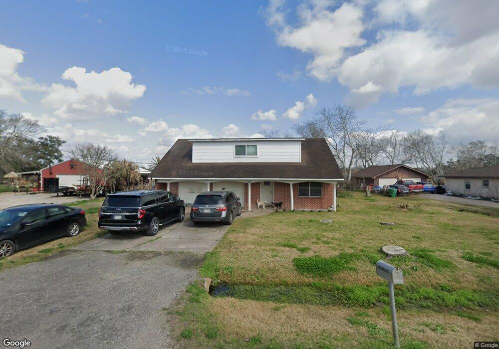 15919 Spinks Rd, Alvin, TX 77511 - photo 1