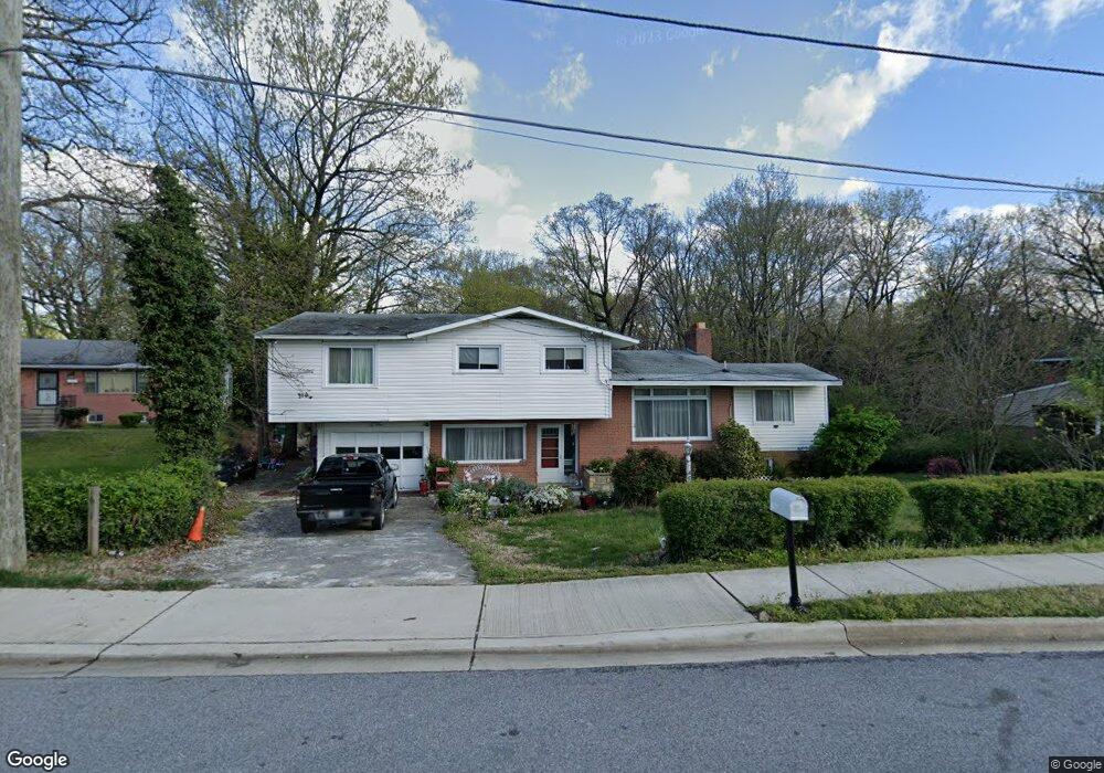 2402 Owens Rd, Oxon Hill, MD 20745 - photo 1
