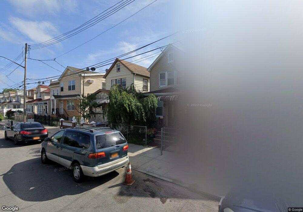 10420 164th Place, Jamaica, NY 11433 - photo 1