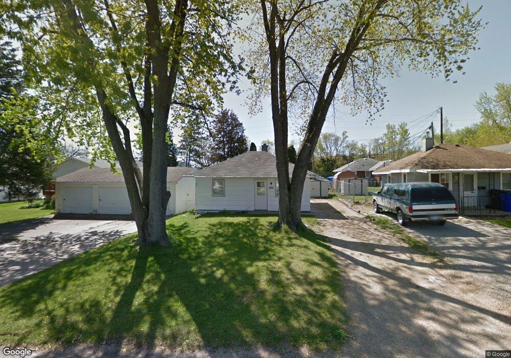 1331 22nd Ave SW, Cedar Rapids, IA 52404 - photo 1