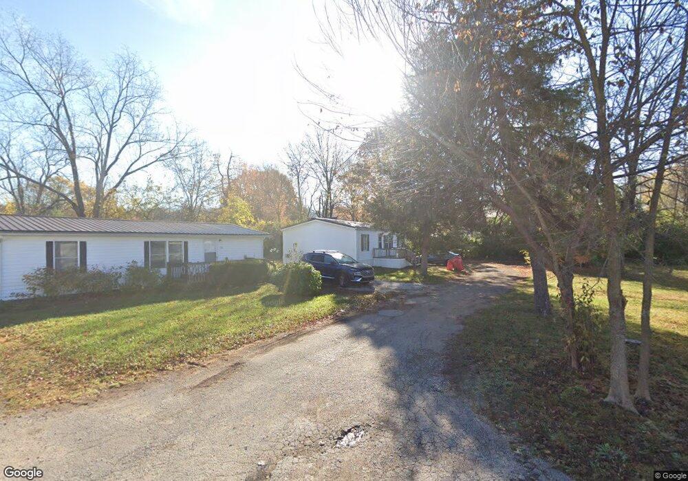 140 Windsor Dr, Frankfort, KY 40601 - photo 1