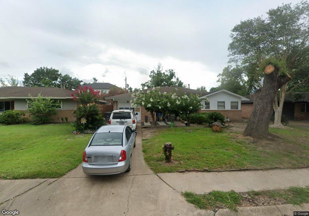 5418 Viking Dr, Houston, TX 77092 - photo 1
