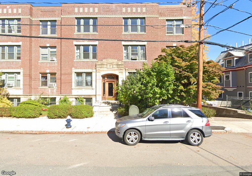 119 Winthrop Rd unit 11C, Brookline, MA 02445 - photo 1