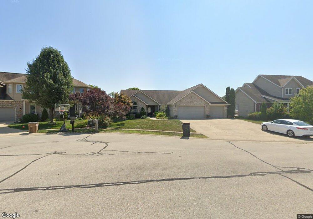 2771 Bluebell Ct E, Columbus, IN 47201 - photo 1