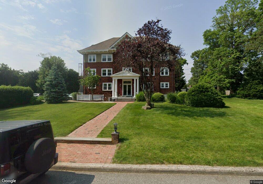 18 Grove St unit 2, Glen Head, NY 11545 - photo 1