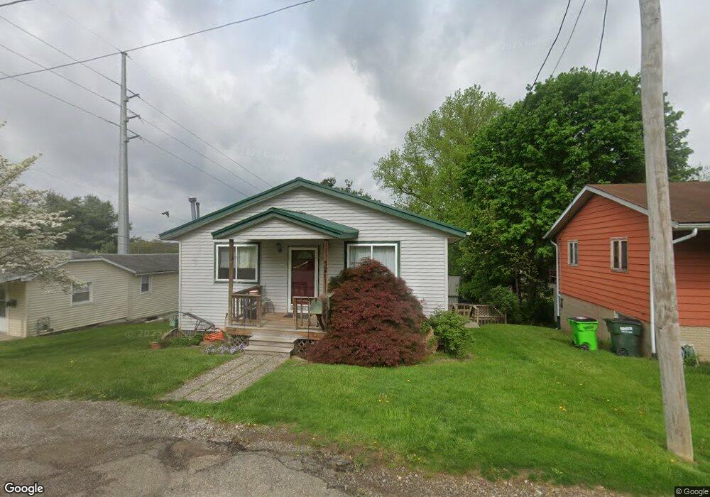 521 N 16th St, Coshocton, OH 43812 - photo 1