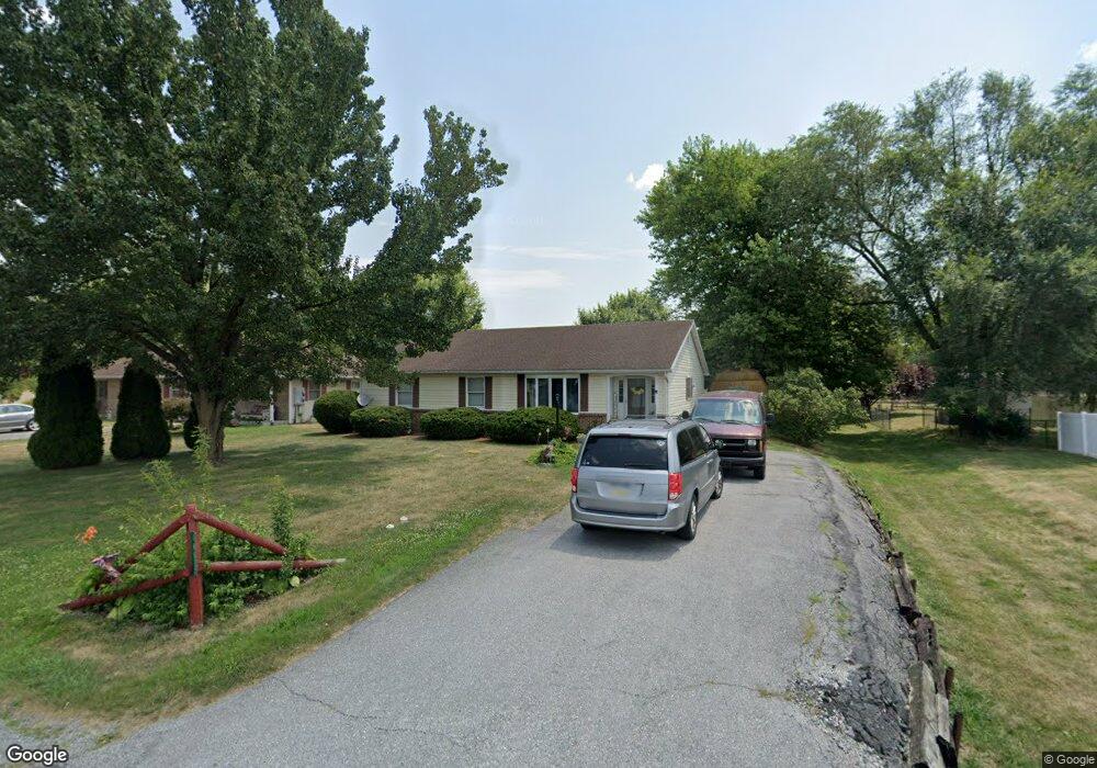 14637 Sherwood Dr, Greencastle, PA 17225 - photo 1