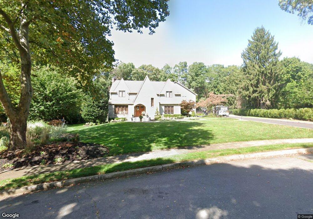 153 Hillyer Cir, Middletown, NJ 07748 - photo 1