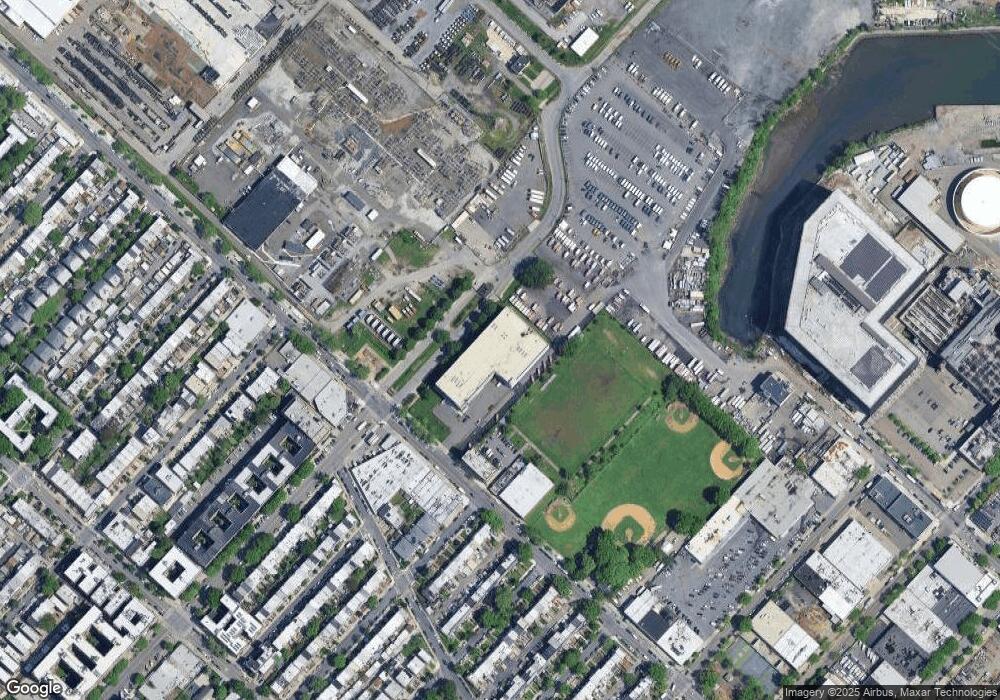 3107 20th Ave, Long Island City, NY 11105 - photo 1