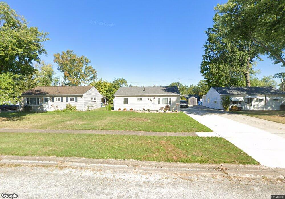 2817 Riverview Ln, Lorain, OH 44055 - photo 1