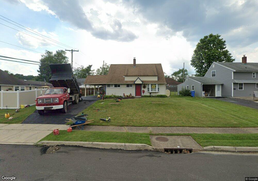 5 Red Maple Ln, Levittown, PA 19055 - photo 1