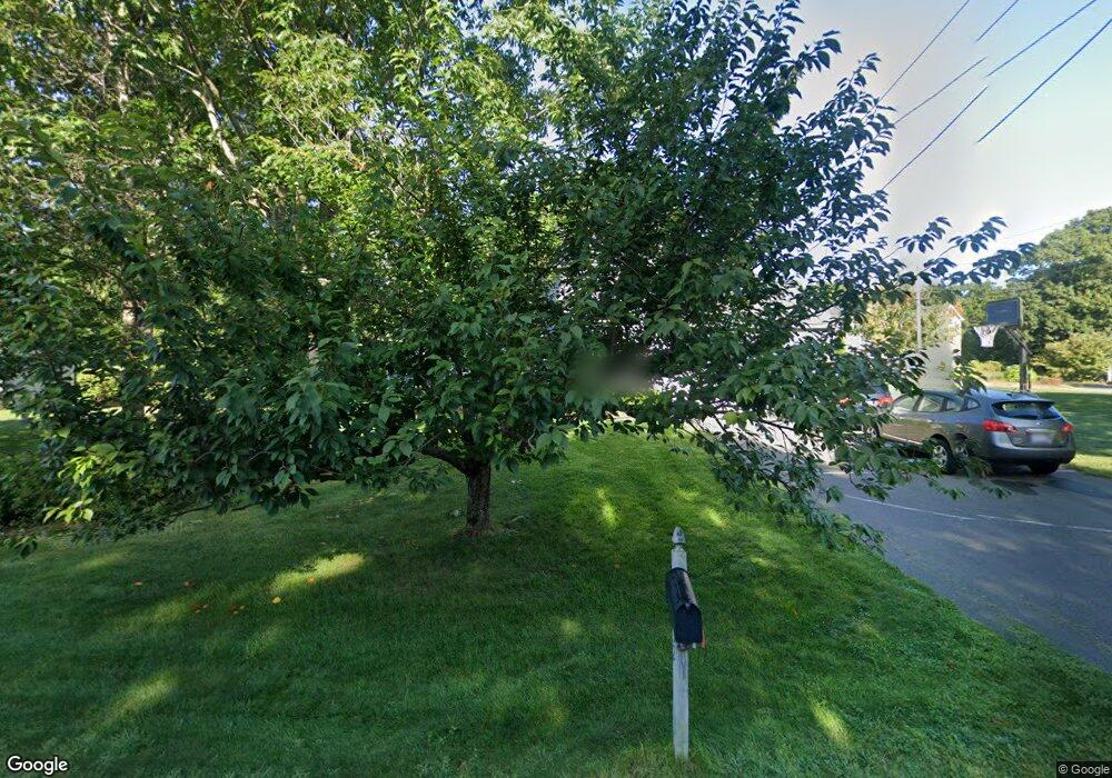 32 Wampanoag Dr, Franklin, MA 02038 - photo 1