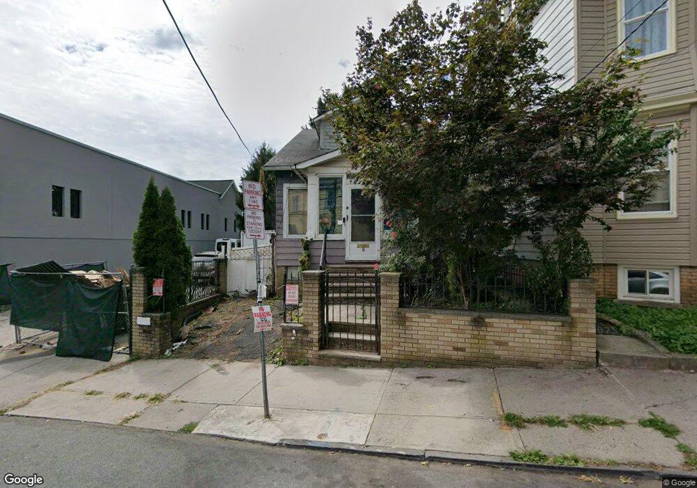 8 Silver St, Newark, NJ 07106 - photo 1
