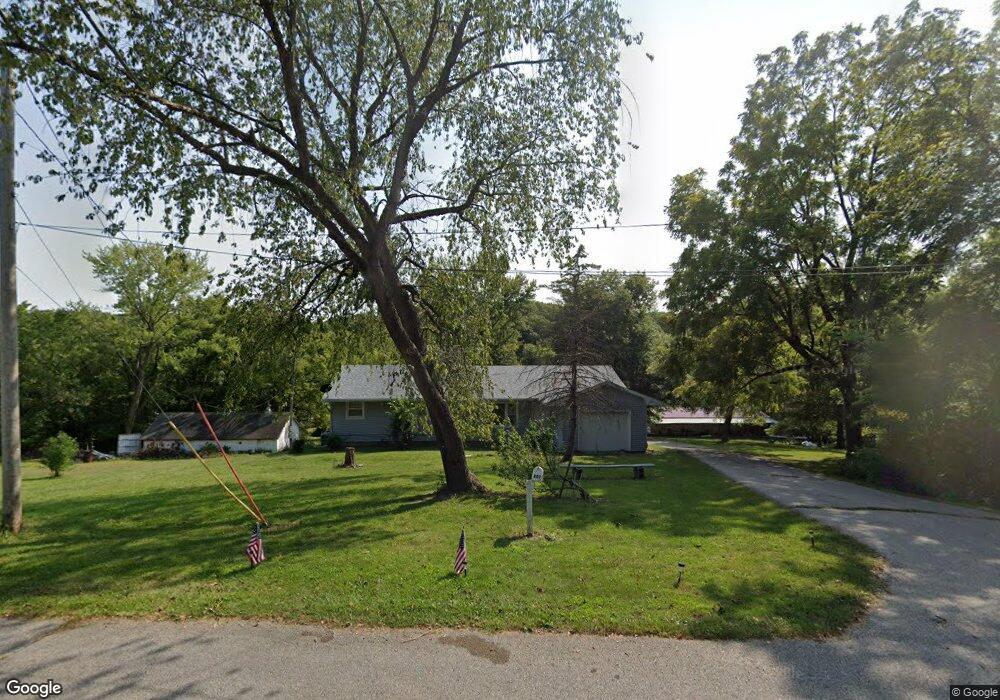 807 Walnut St, Columbus Junction, IA 52738 - photo 1