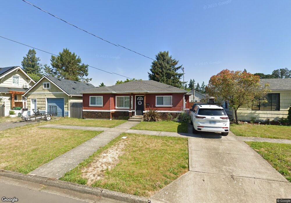 1311 E 6th St, Newberg, OR 97132 - photo 1