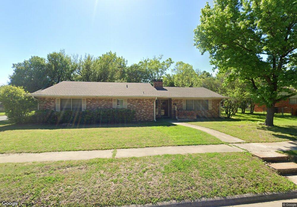 607 Line Dr, Gainesville, TX 76240 - photo 1