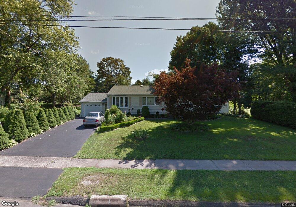 7 Sorrento Rd, Wallingford, CT 06492 - photo 1