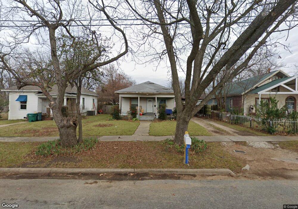 1315 N Luckett St, Sherman, TX 75090 - photo 1