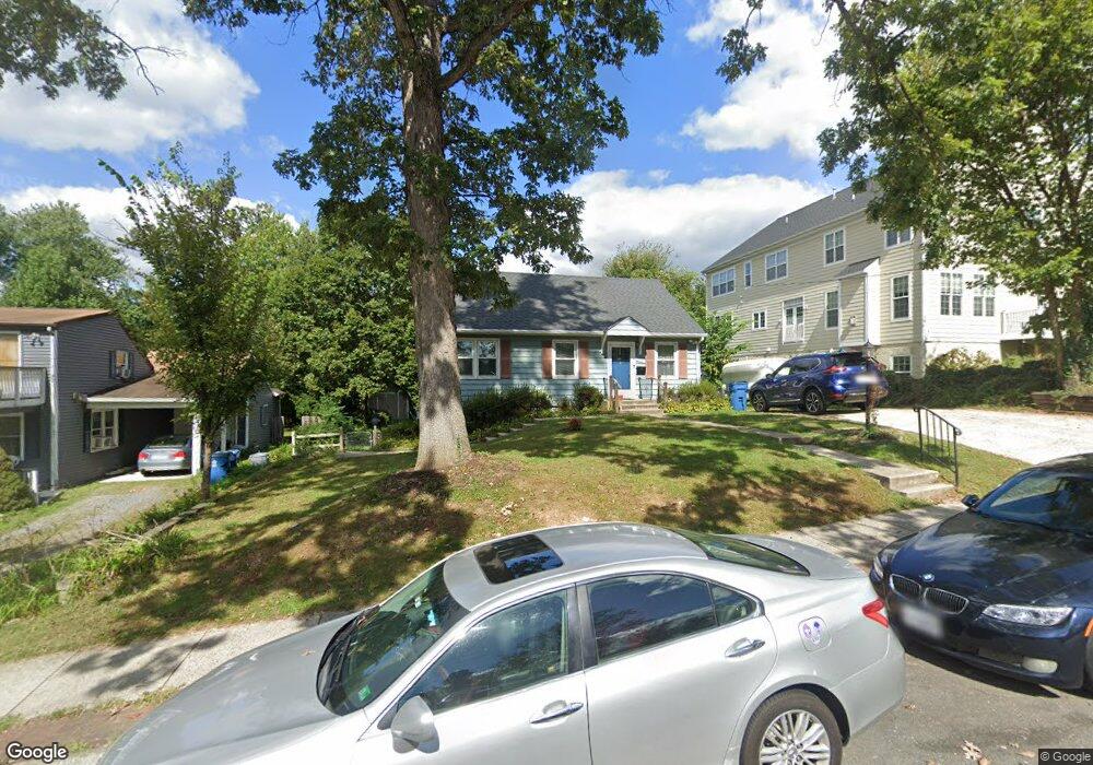 6602 Fisher Ave, Falls Church, VA 22046 - photo 1