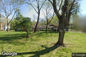 18 Woodland Dr, Port Washington, NY 11050