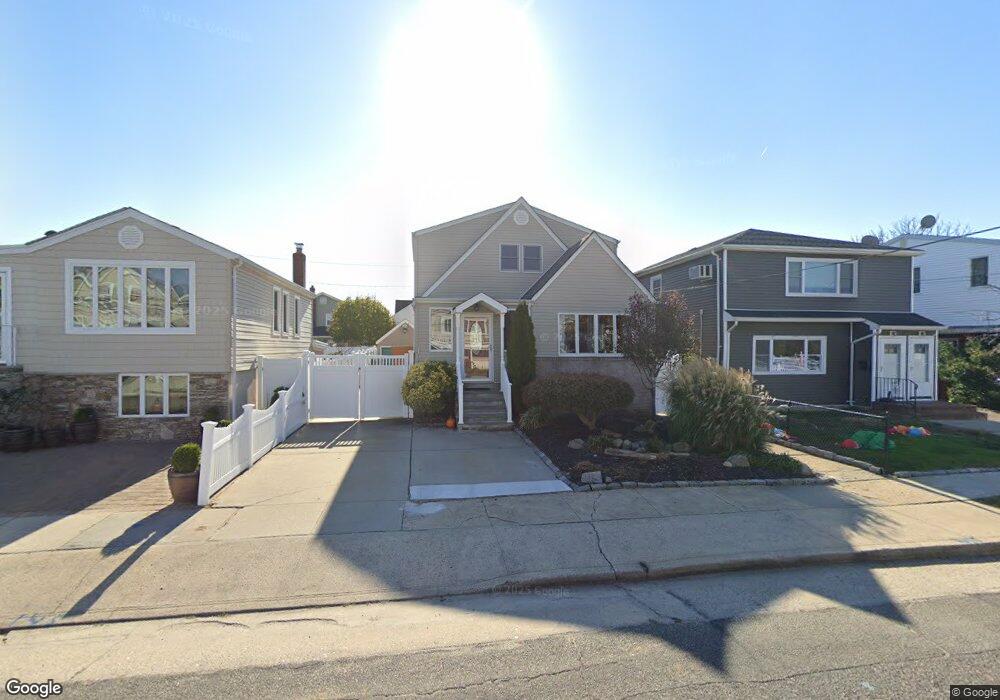 17 Sagamore Rd, Island Park, NY 11558 - photo 1