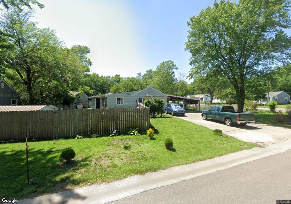 4101 SW 23rd St, Topeka, KS 66614 - photo 1