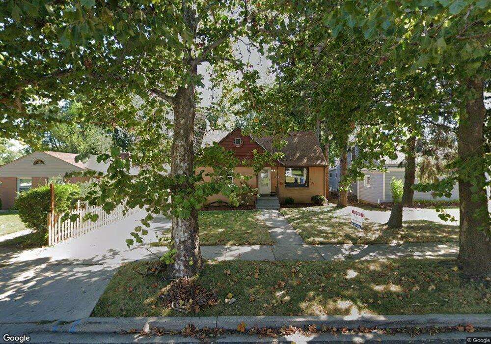 901 Leith Ave, Waukegan, IL 60085 - photo 1