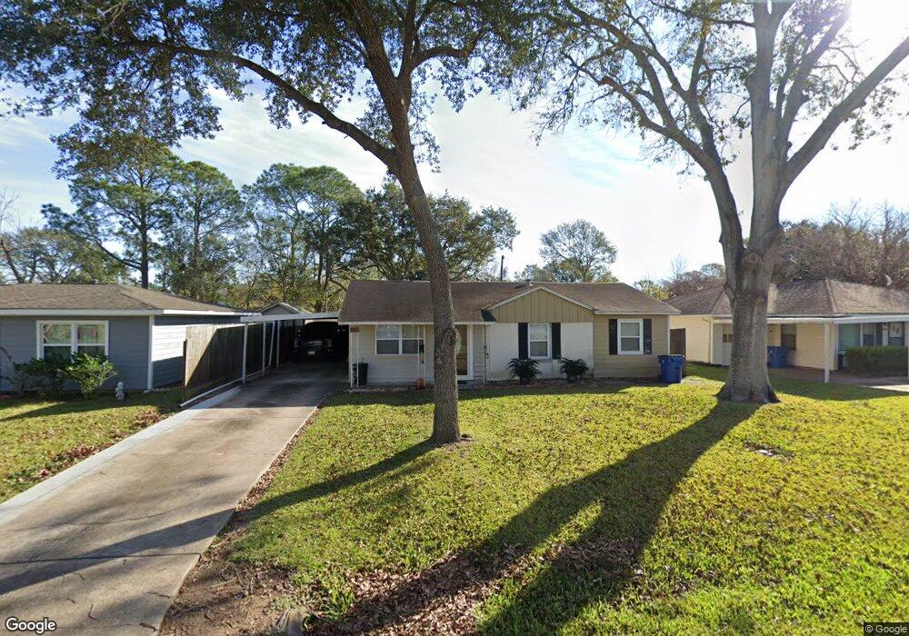 1207 Allen St, Rosenberg, TX 77471 - photo 1