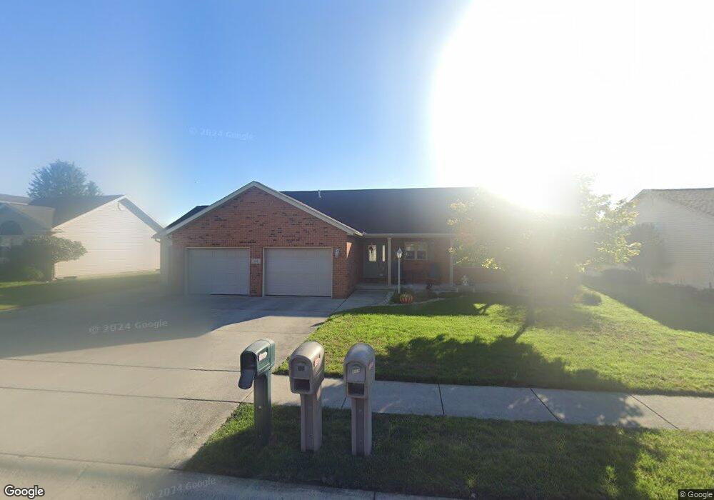108 Cheyenne Dr, Wapakoneta, OH 45895 - photo 1