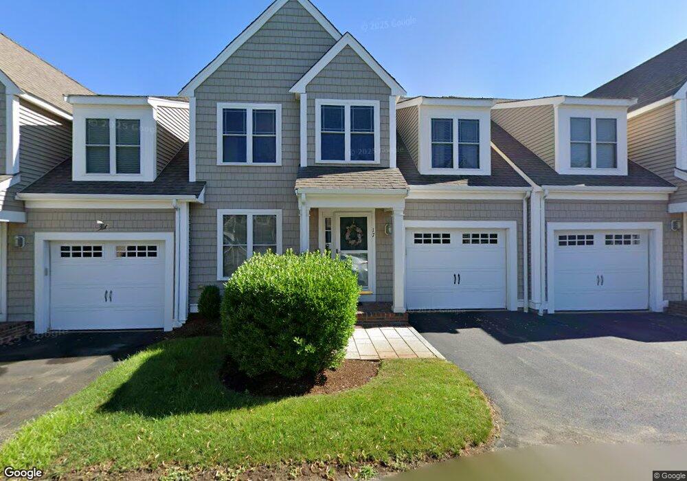 17 Barker Square Dr, Pembroke, MA 02359 - photo 1