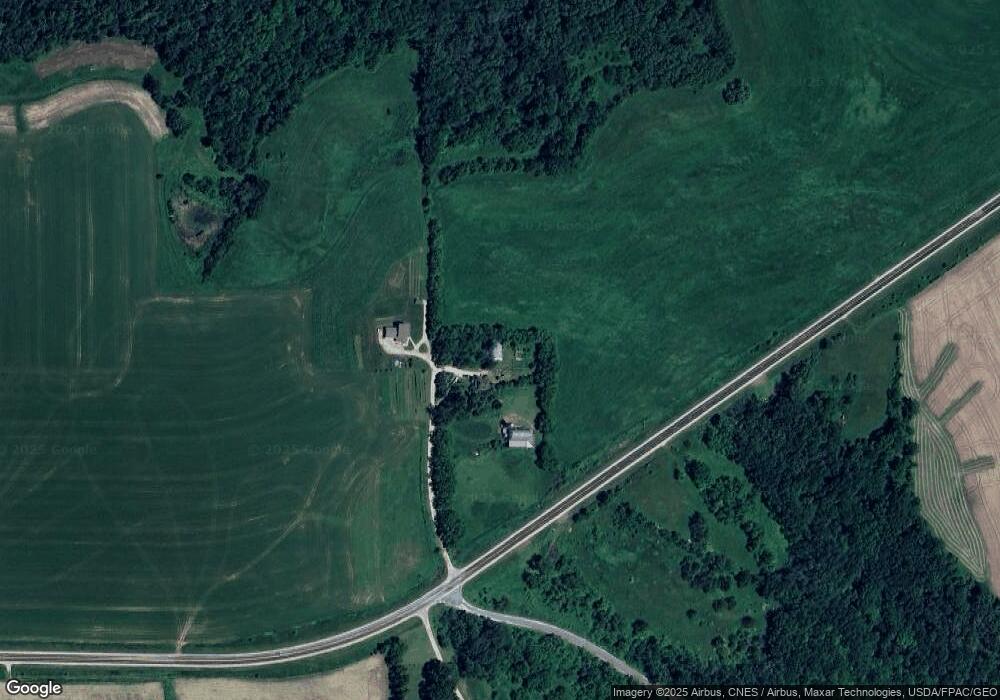 21472 County 13, Houston, MN 55943 - photo 1