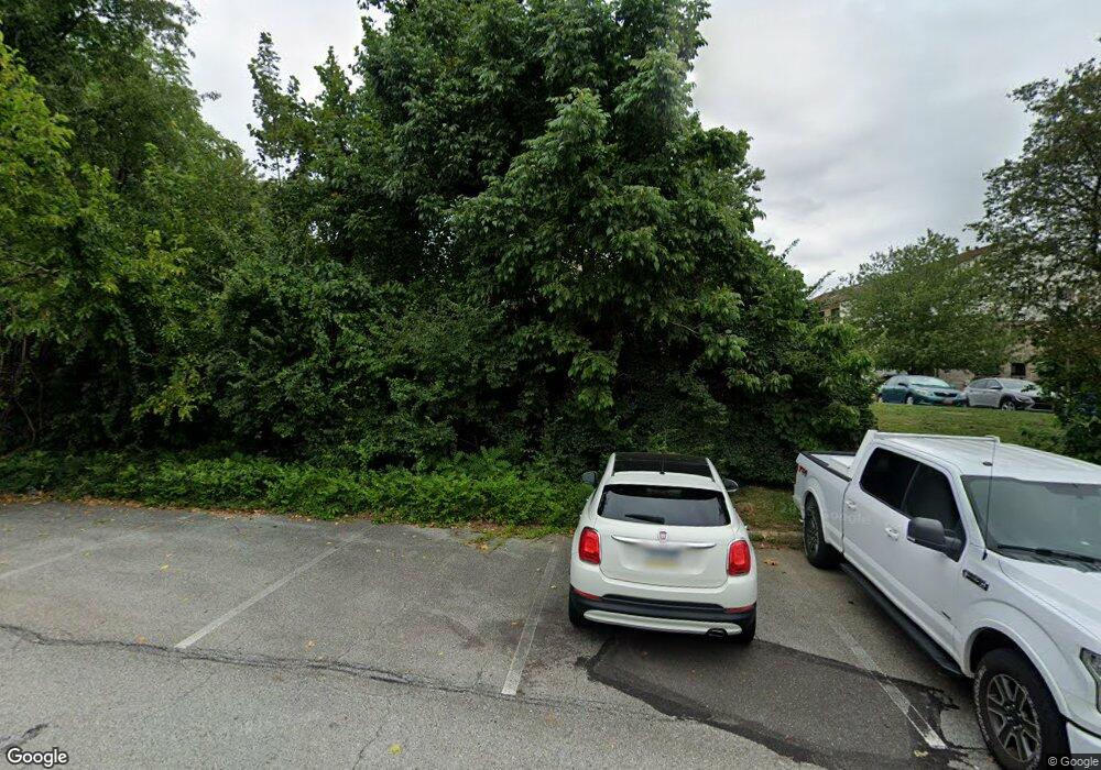 7216 Hilltop Dr unit 6, Brookhaven, PA 19015 - photo 1