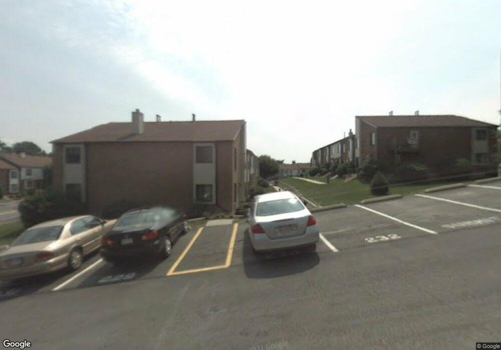 7215 Hilltop Dr unit 6, Brookhaven, PA 19015 - photo 1