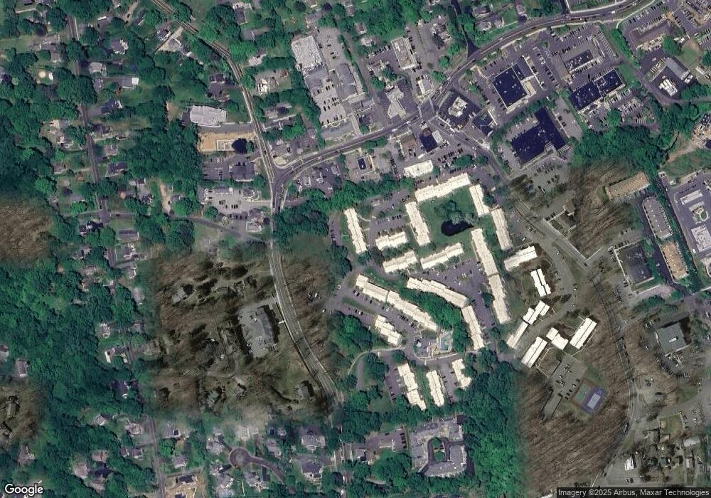 1 Stebbins Close, Ridgefield, CT 06877 - photo 1