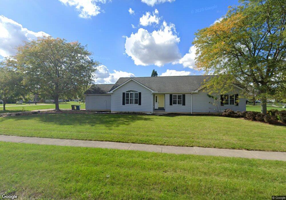 401 Forest St, Lagrange, OH 44050 - photo 1